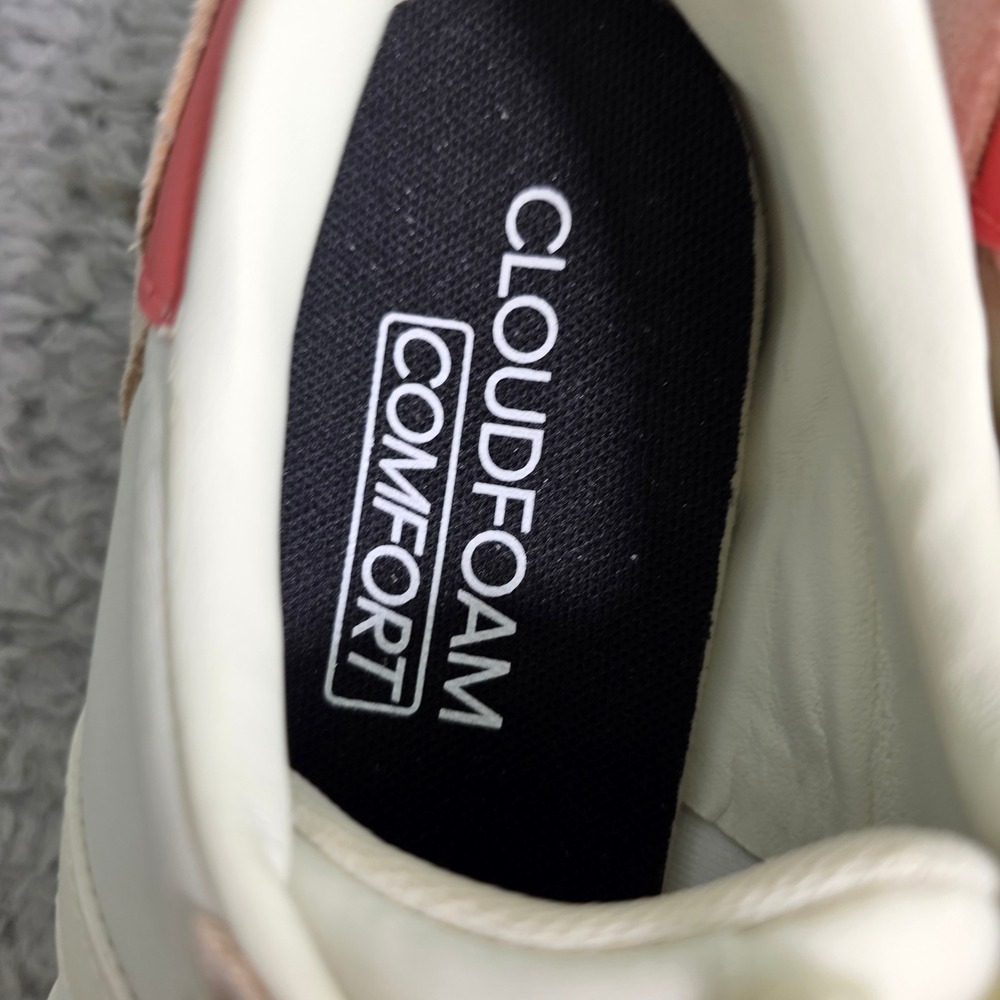 Adidas Run 60s 3.0 Sneakers White Red Retro Gum Sole Womens 8 Excellent - Picture 3 of 6